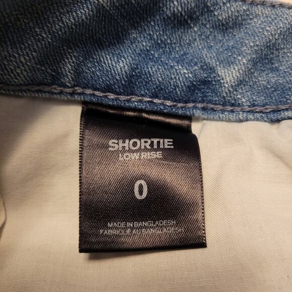 Express Rose Embroidered Denim Shorts Size 0 Low Rise Shortie Summer Style - Picture 4 of 8